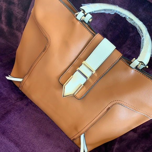 Tan tote set - Picture 2 of 4